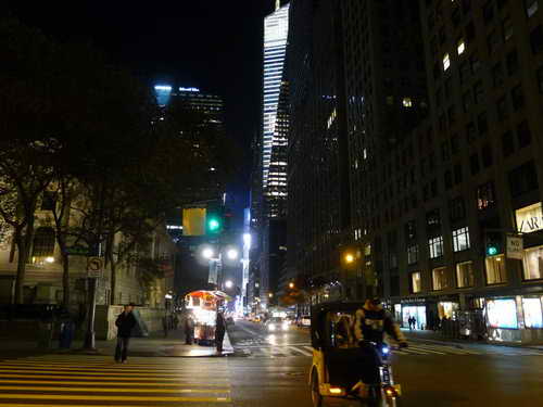 NYC_2012-11-17 23-46-31_P1070136